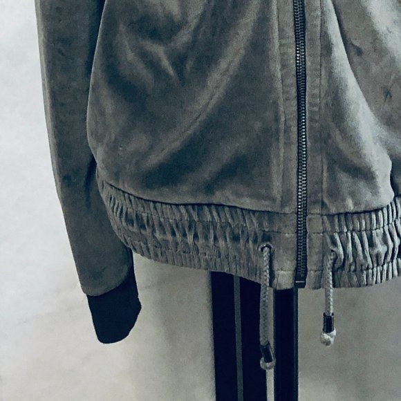 Burberry Brit | Velour Gray Hoodie (Size Medium) - Picture 9 of 11